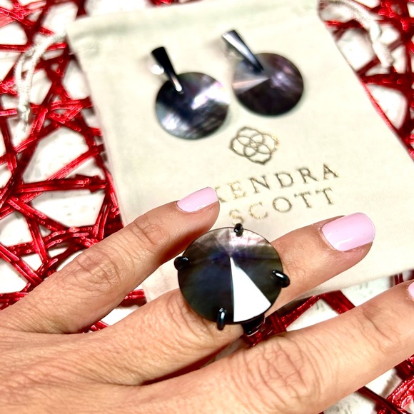 Kendra Scott Jolie Navy Black Mother of Pearl Drop Dangle Earrings & ring size 6 - Picture 4 of 7